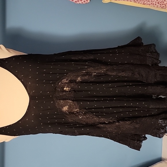 Free People She Swings Blk Lace Slip  XS - Picture 3 of 9